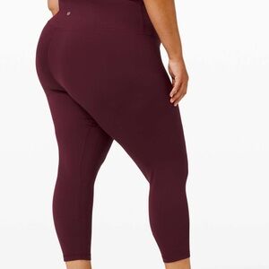 Lululemon Align Pant II 25"
(Cassis) **FAIR CONDITION**
